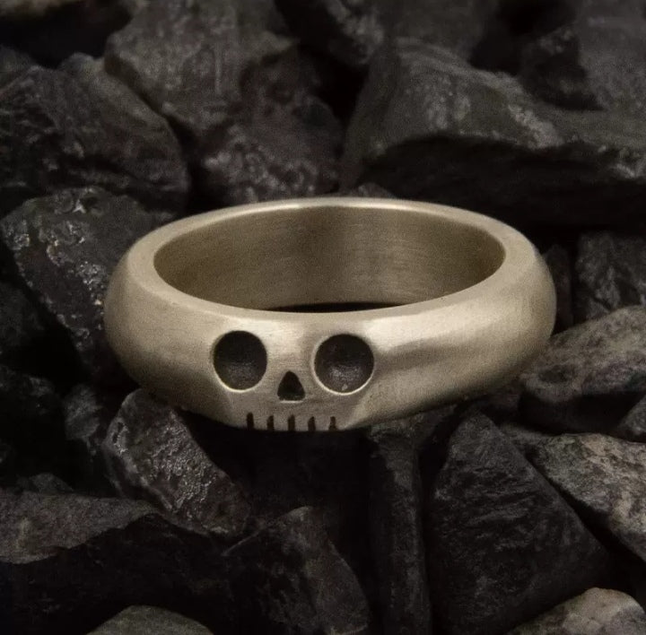 Vintage Silberring Skull S925 im matten Biker Stil