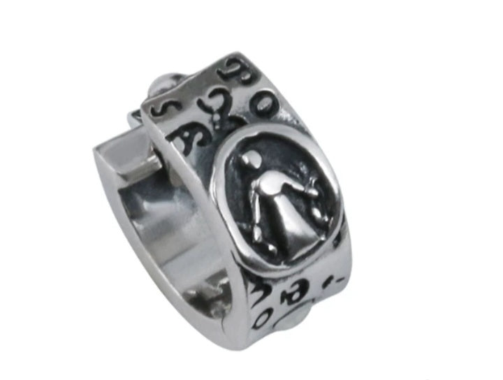 Silber Creolen-Ohrringe ovales Motiv mit schwarzem Emblem ohne Stein 1 piece