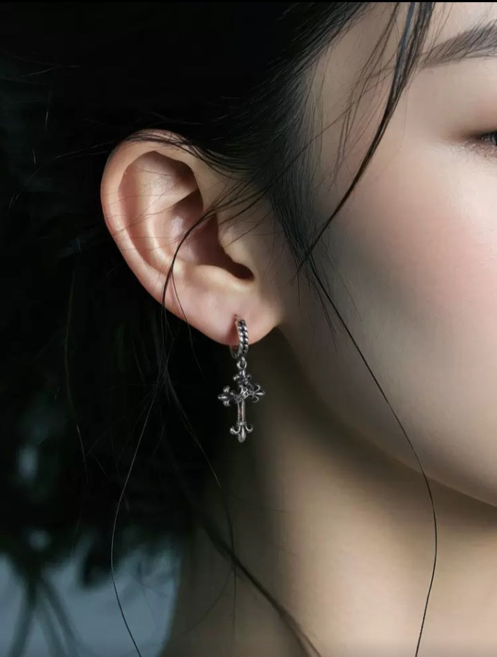 Vintage Silber Ohrhänger Fleur de Lis Cross S925